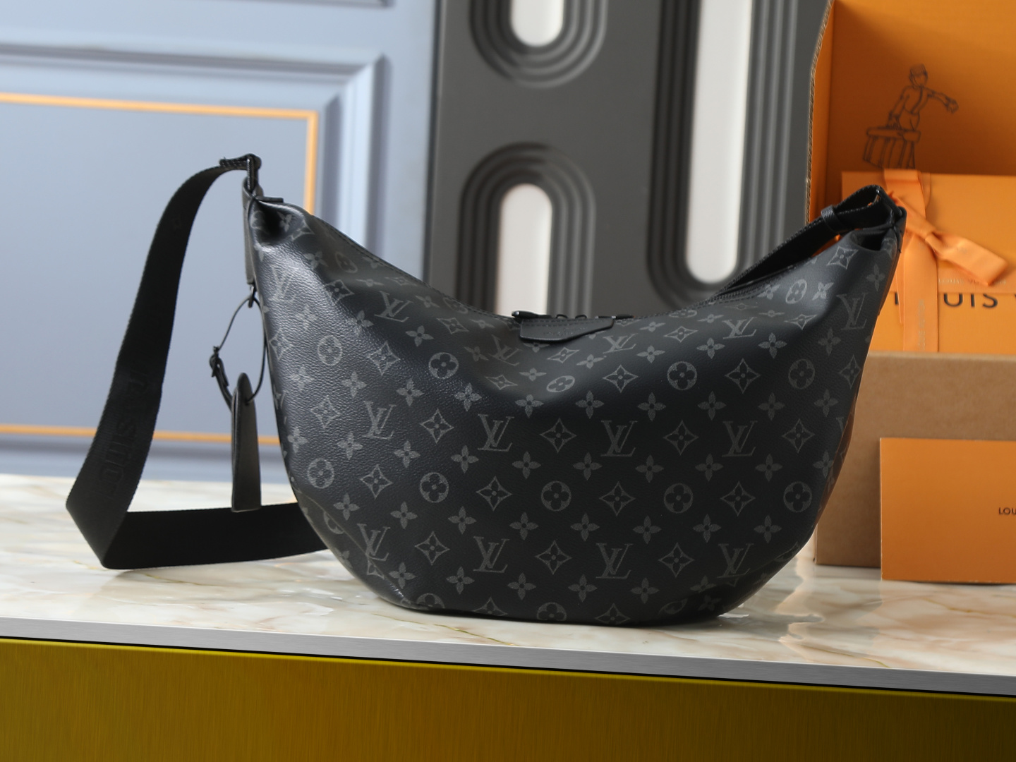 Louis Vuitton LV Capucines Mini Handbag Premium Canvas Silver Hardware Street Style New Arrival